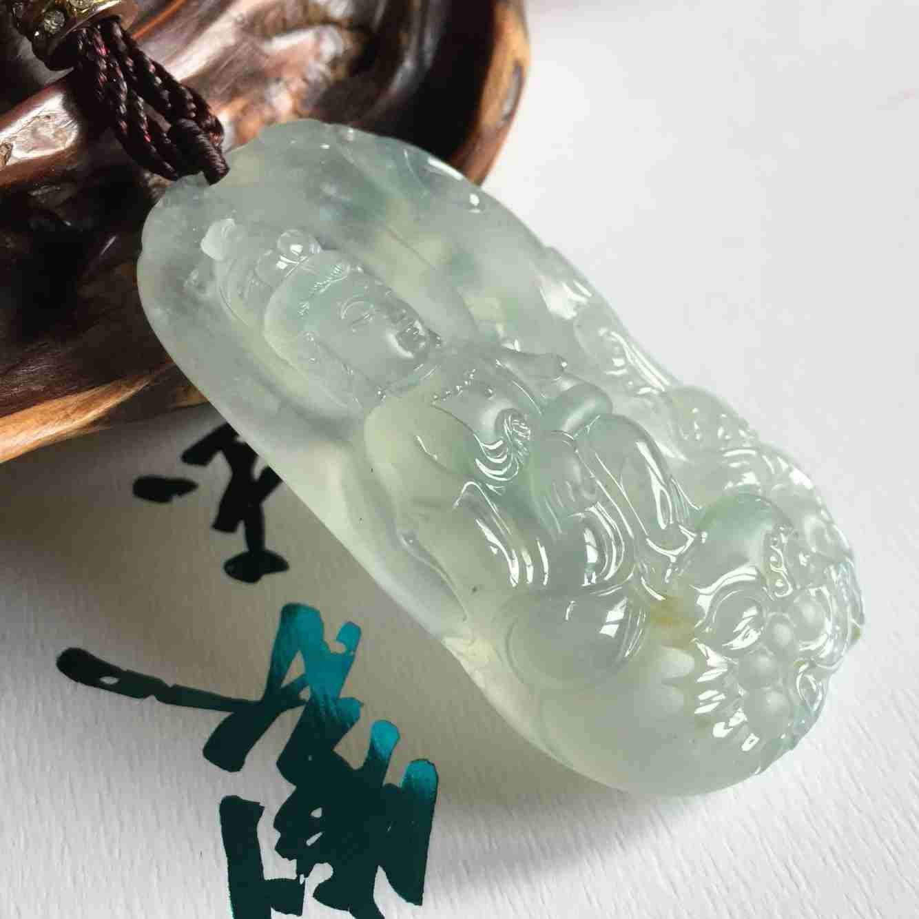 天然A货翡翠 高冰起胶降龙观音